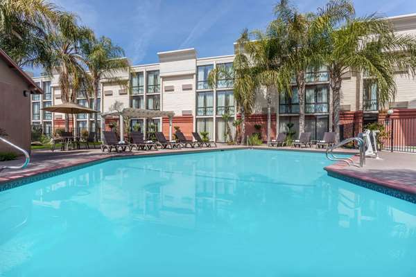 Wyndham Visalia in Visalia California