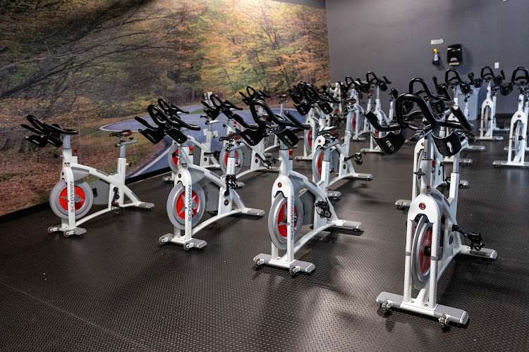 24 Hour Fitness EV Charging Station at 150 Sylvan Ave