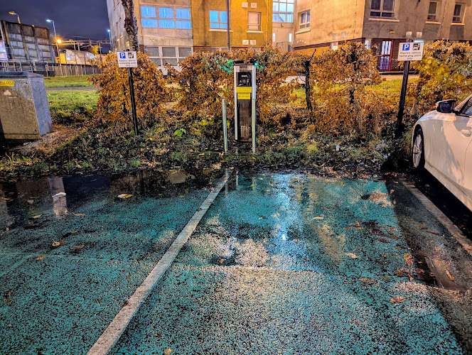 ChargePlace Scotland Charging Station EV Charging Station at 5A Overtoun Rd