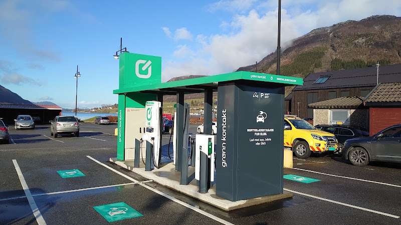 Mer Charging Station EV Charging Station at Dreganesvegen 34