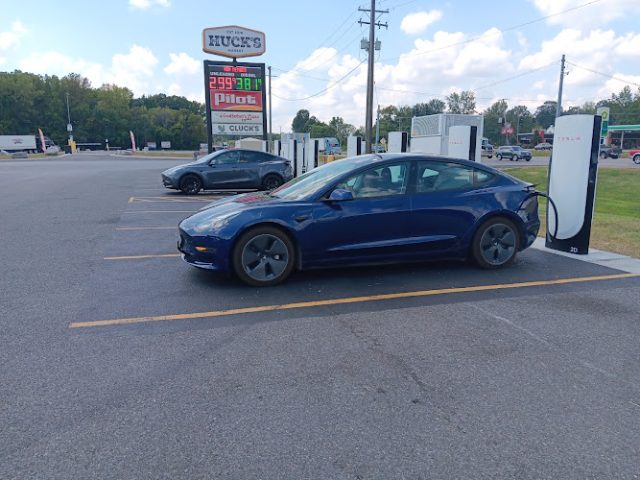 Tesla Supercharger in Kuttawa Kentucky