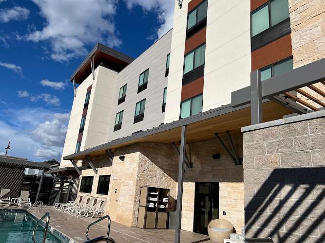 Fairfield Inn & Suites Buckeye Verrado EV Charging Station at 1550 N Verrado Way