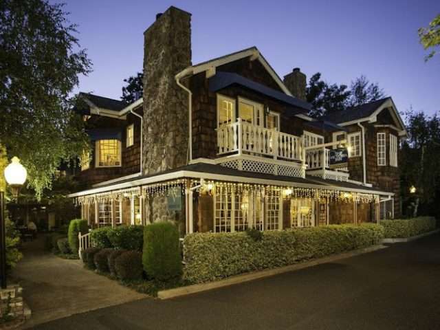 The Victoria Inn & V Vacation Rentals in Murphys California