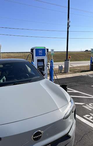 EVgo Charging Station EV Charging Station at 921 I-35