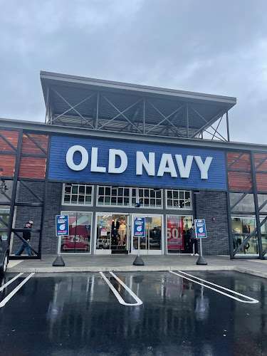 Old Navy EV Charging Station at 4250 E Carson St Suite 4250