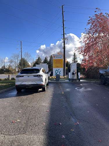Shell Recharge Charging Station EV Charging Station at 2098 Commerce Park Dr