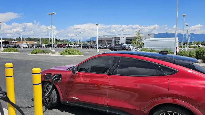 Electric Vehicle Charging Station EV Charging Station at 580 Cascade Lp