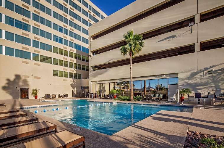 Crowne Plaza Phoenix Airport - PHX EV Charging Station at 4300 E Washington St