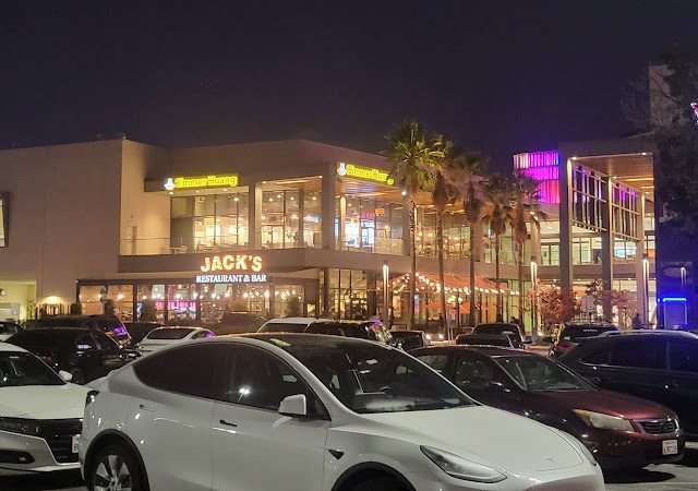 3900 Newpark Mall in Newark California