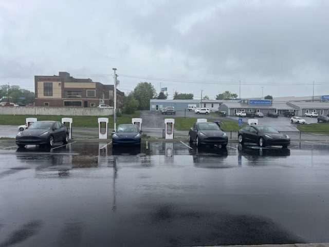 Tesla Supercharger in Abingdon Virginia