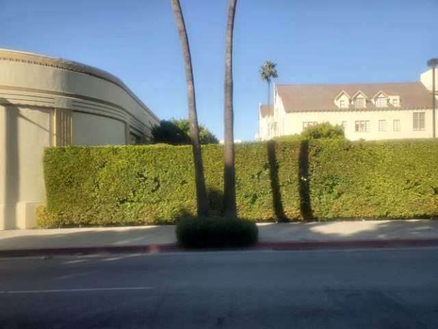 5555 Melrose Ave Parking in Los Angeles California