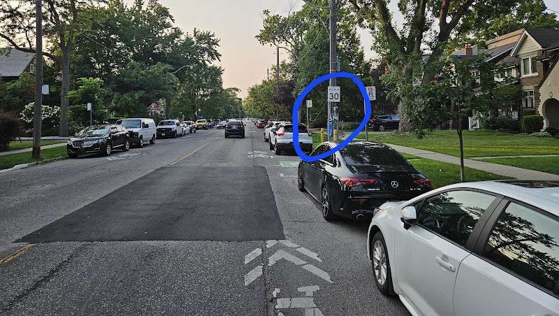 Flo Charging Station EV Charging Station at 115 High Park Ave