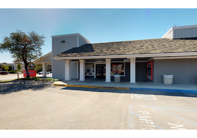 Bank of America (with Drive-thru ATM) in Paso Robles California