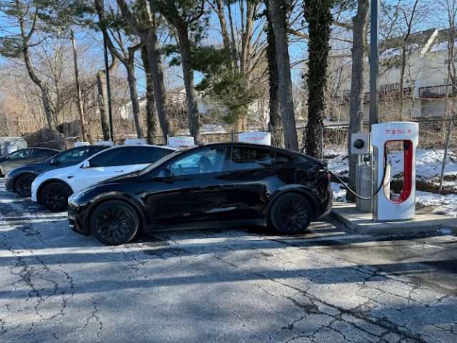 Tesla Supercharger in Stamford Connecticut