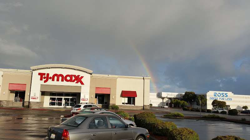 Bayshore Mall EV Charging Station at 3300 Broadway St Box 1