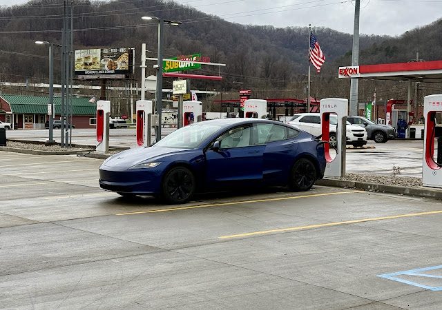 Tesla Supercharger in Marmet West Virginia