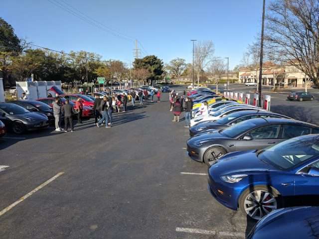 Tesla Supercharger in Elk Grove California