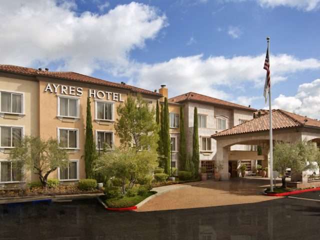 Ayres Hotel Laguna Woods - Aliso Viejo in Laguna Woods California