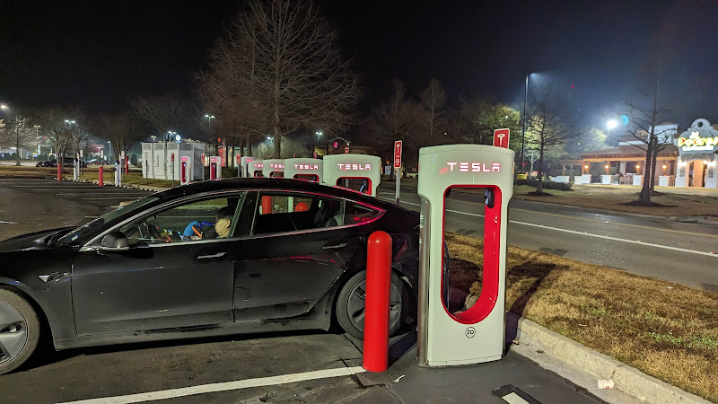 Tesla Supercharger EV Charging Station at LA-21 #69320