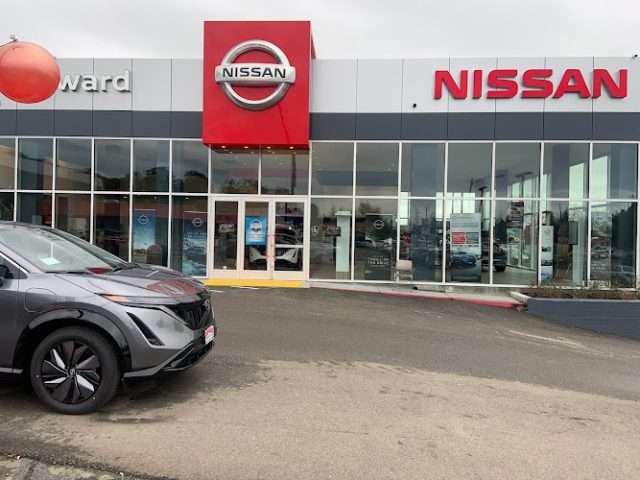 Hayward Nissan in Hayward California