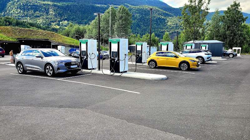 Eviny Charging Station EV Charging Station at Stasjonsvegen 9