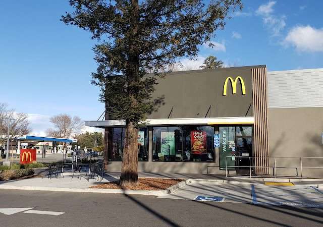McDonald's in Davis California