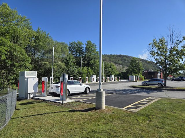 Tesla Supercharger in Matamoras Pennsylvania