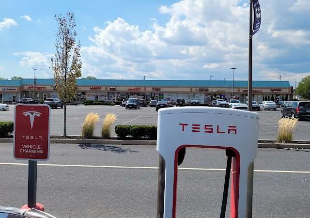 Tesla Supercharger in Allentown Pennsylvania