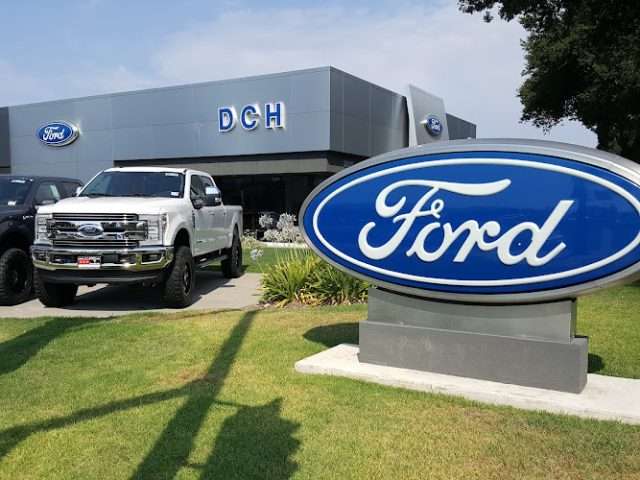 DCH Ford of Thousand Oaks in Westlake Village California