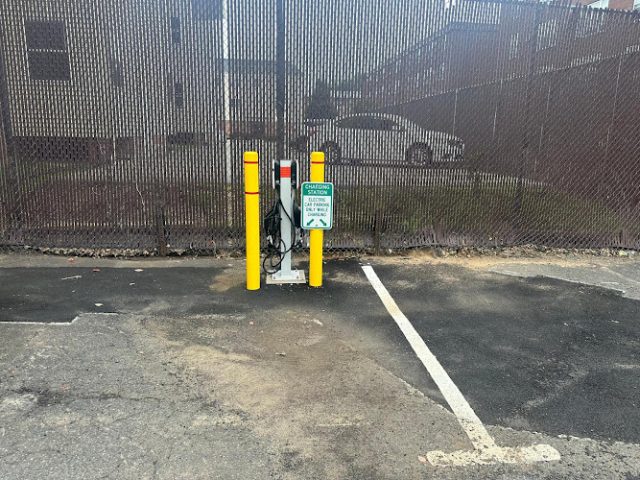 Electric Vehicle Charging Station in Hartford Connecticut