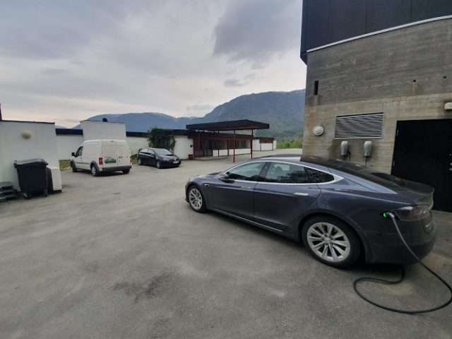 Tesla Destination Charger in Nesflaten Norway 4244