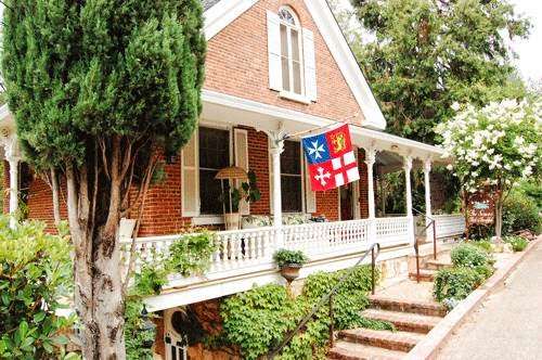 The Seasons | Bed & Breakfast in Placerville California