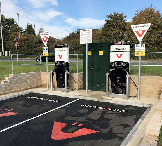 InstaVolt Charging Station EV Charging Station at Waterlooville Service Station