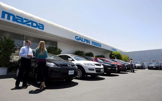 Galpin Mazda in North Hills California