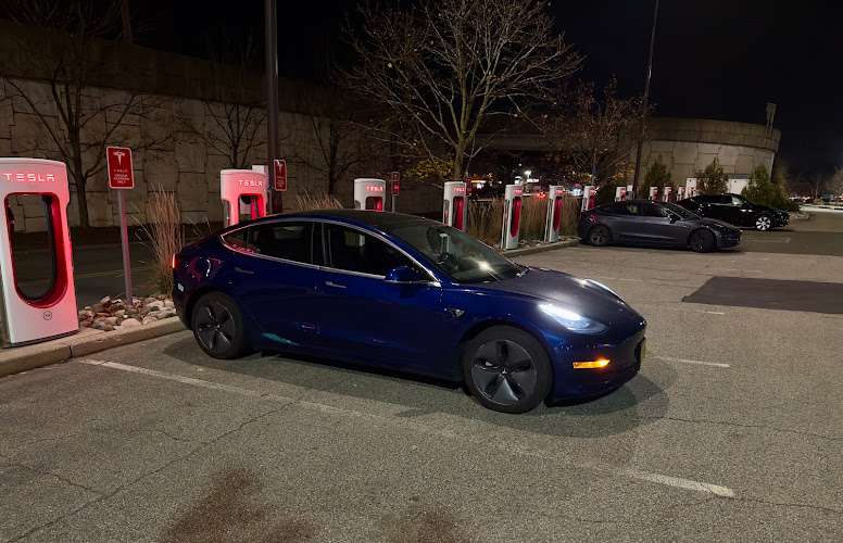 Tesla Supercharger EV Charging Station at 1000 Palisades Center Dr