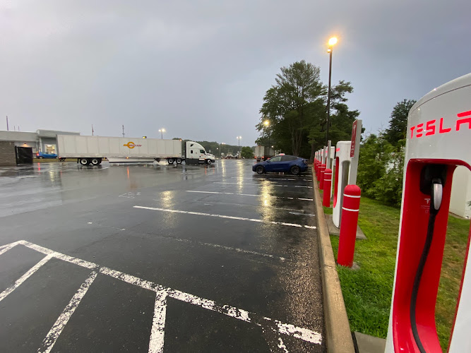 Tesla Supercharger EV Charging Station at 1-95 North Ave