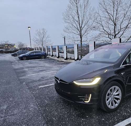 Tesla Supercharger in Harrisburg Pennsylvania