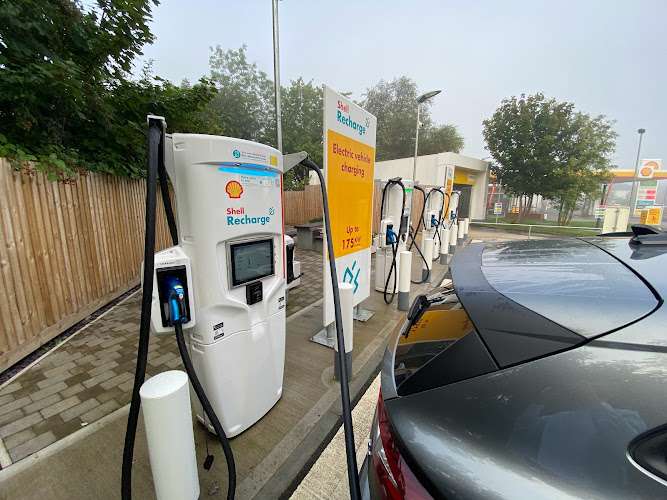 Shell Recharge Charging Station EV Charging Station at 352-356 Gloucester Rd
