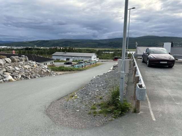 Tesla Supercharger in Evenes Norway 8536