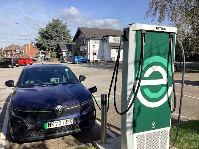 evyve Charging Station EV Charging Station at Amblecote Rd