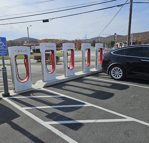 Tesla Supercharger in Dillsburg Pennsylvania