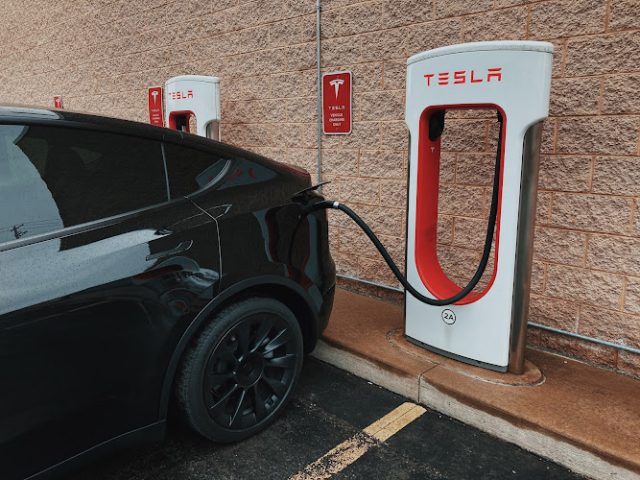 Tesla Supercharger in Tannersville Pennsylvania