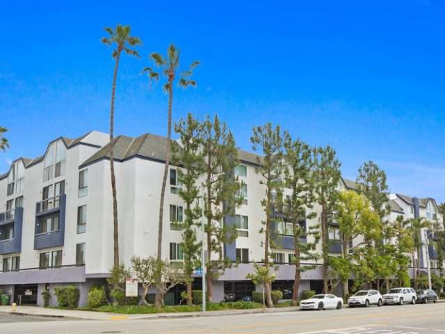Park Overland Apartments in Los Angeles California
