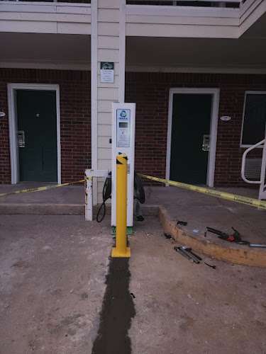 Universal Charging Station EV Charging Station at 1518 Lamar Ave