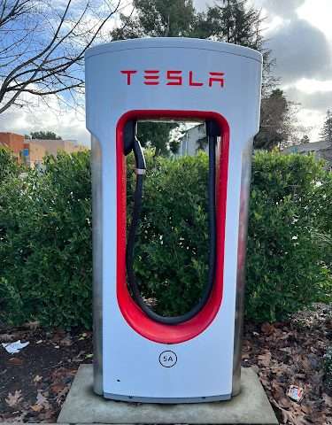 Tesla Supercharger in Fremont California