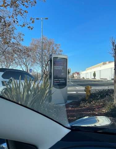 Shell Recharge Charging Station in Hayward California