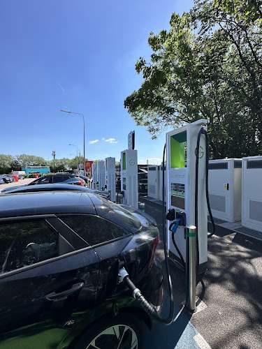 GRIDSERVE Charging Station EV Charging Station at M6 Motorway