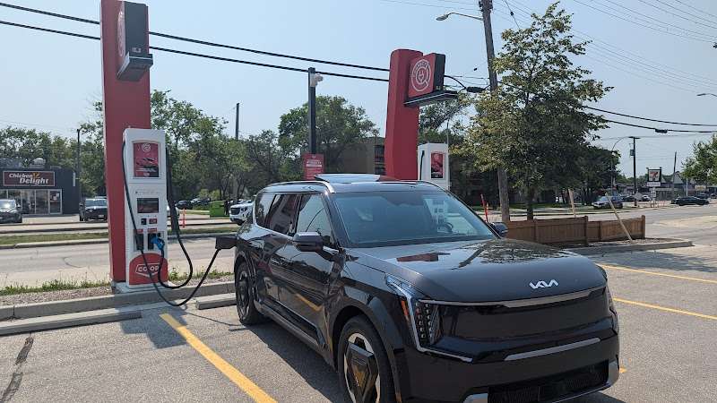 Co-op Charging Station EV Charging Station at 3425 Roblin Blvd