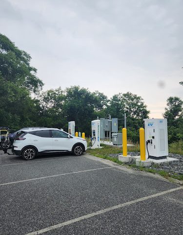 Electric Vehicle Charging Station in Bradford Vermont
