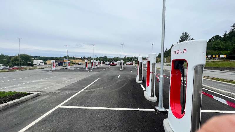 Tesla Supercharger EV Charging Station at Senterveien 8